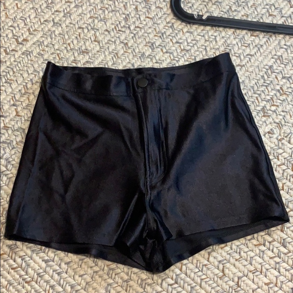 AMERICAN APPAREL HW SHORTS WORN ONCE